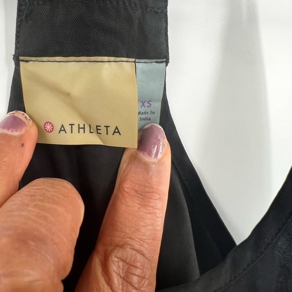 Athleta black halter dress with pockets size XS - Picture 9 of 11